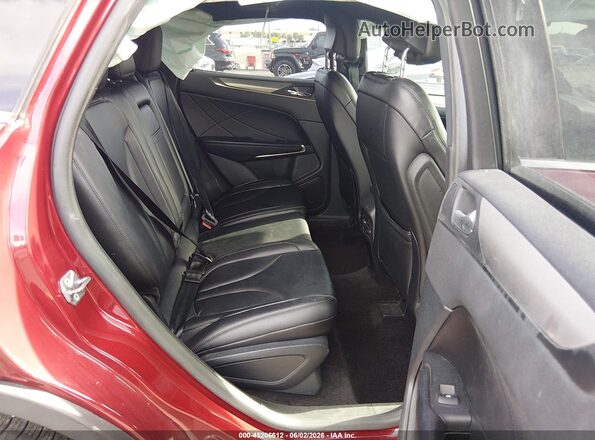 5LMCJ1C93HUL45708 2017 LINCOLN MKC Red Widok naklejki z numerem VIN