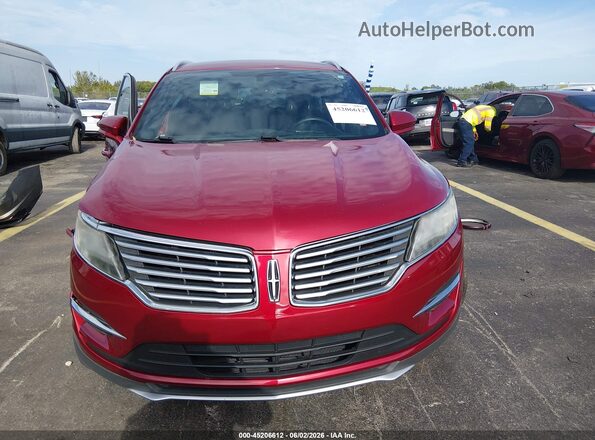 5LMCJ1C93HUL45708 2017 LINCOLN MKC Red Widok zestawu wskaźników