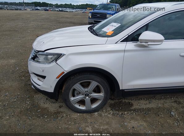 5LMCJ1C93HUL61536 2017 LINCOLN MKC White 