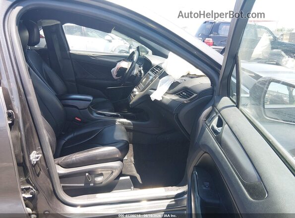 5LMCJ1C95HUL46293 2017 LINCOLN MKC Gray Front interior view