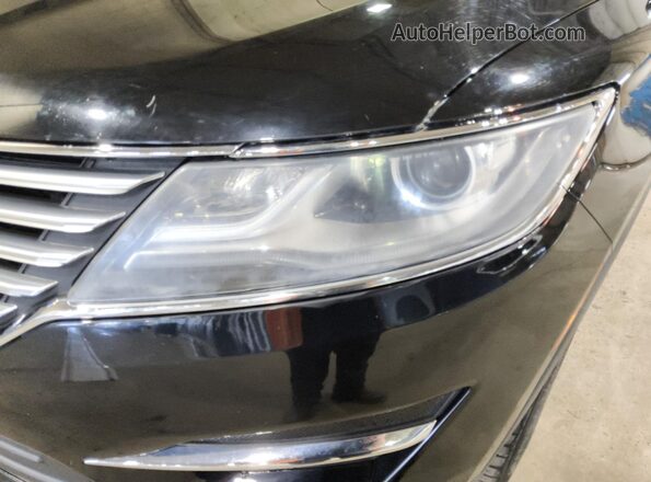 5LMCJ1D94JUL01303 2018 LINCOLN MKC Black 