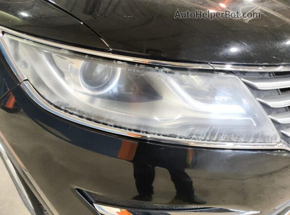 5LMCJ1D94JUL01303 2018 LINCOLN MKC Black 