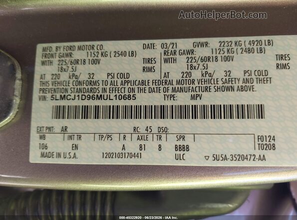 5LMCJ1D96MUL10685 2021 LINCOLN CORSAIR Gold Вид підкапотного простору