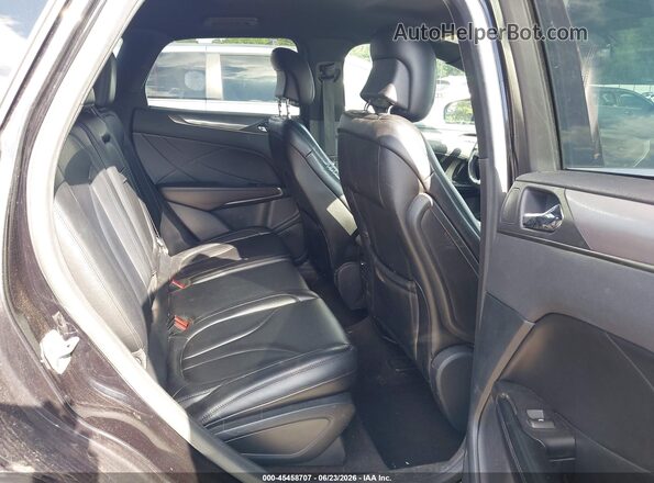 5LMCJ1D98KUL07008 2019 LINCOLN MKC Black Widok naklejki z numerem VIN