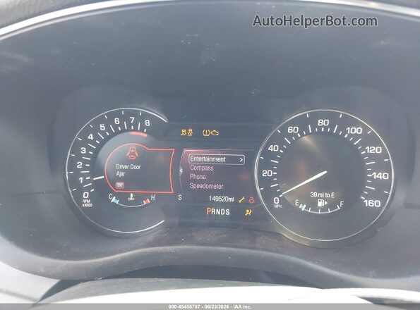 5LMCJ1D98KUL07008 2019 LINCOLN MKC Black Widok tylnych siedzeń