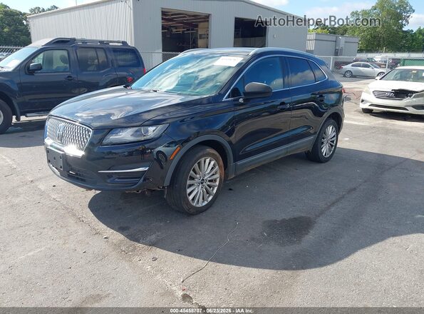 5LMCJ1D98KUL07008 2019 LINCOLN MKC Black Przód lewy