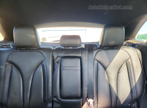 5LMCJ1D99KUL22651 2019 LINCOLN MKC Silver Вид задніх сидінь
