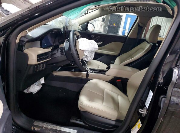 5LMCJ1DA9SUL17623 2025 LINCOLN CORSAIR Black Front interior view