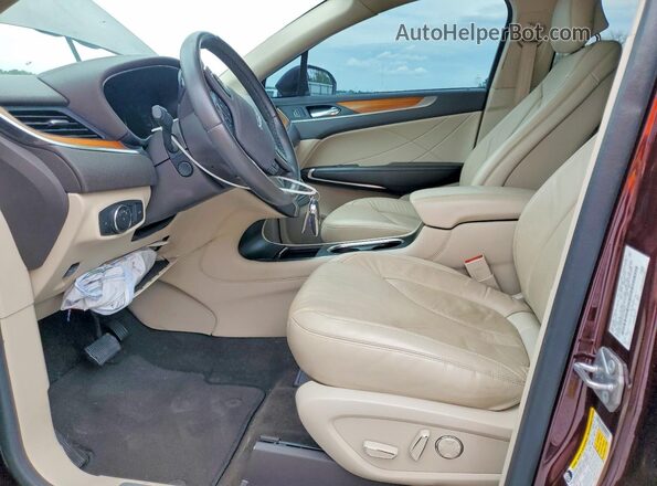 5LMCJ2C91KUL39631 2019 LINCOLN MKC Burgundy Vista interior delantera
