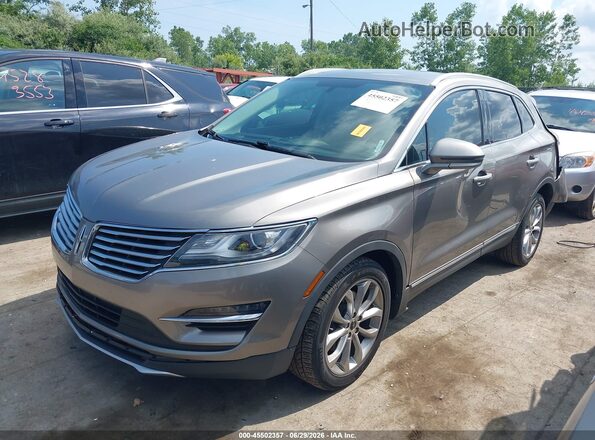 5LMCJ2C92HUL55376 2017 LINCOLN MKC Gray Передня ліва чверть