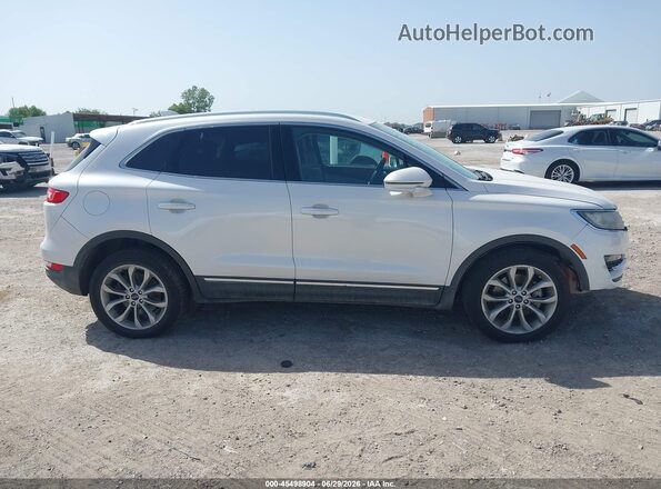 5LMCJ2C93JUL22277 2018 LINCOLN MKC Белый Вид задней части салона