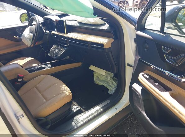 5LMCJ2C93NUL17201 2022 LINCOLN CORSAIR White Vista interior delantera