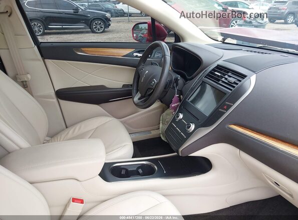 5LMCJ2C96GUJ31039 2016 LINCOLN MKC Красный Вид салона спереди