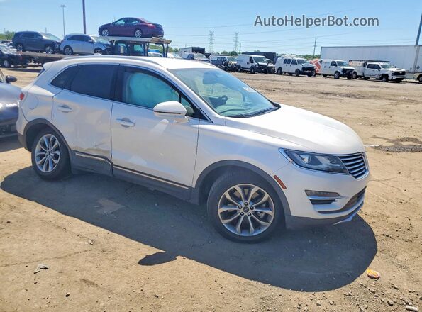 5LMCJ2C96HUL17066 2017 LINCOLN MKC White Front right