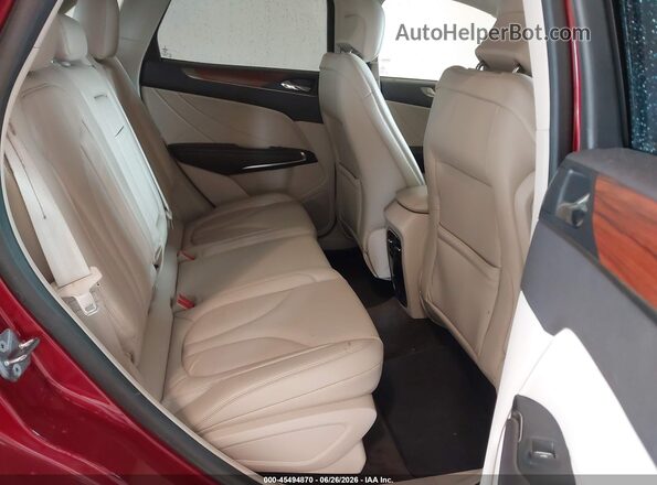 5LMCJ2C96HUL68518 2017 LINCOLN MKC Red Вид наклейки з VIN-кодом