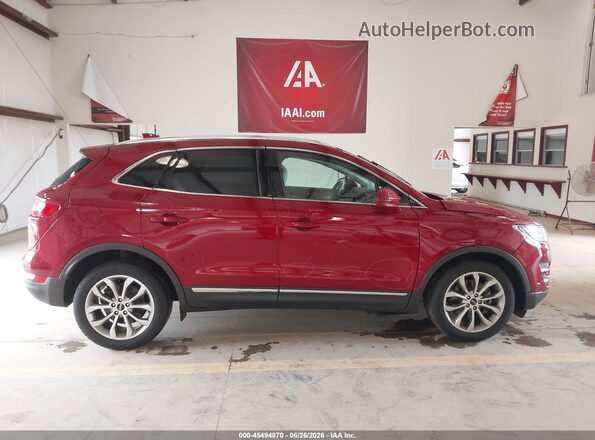 5LMCJ2C96HUL68518 2017 LINCOLN MKC Red Вид задньої частини салону