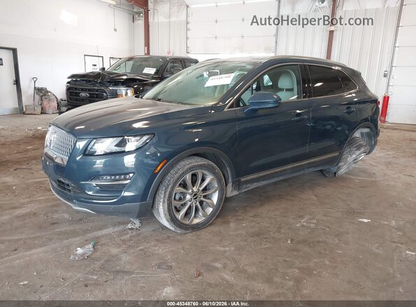 5LMCJ2C97KUL20663 2019 LINCOLN MKC Blue Vista tres cuartos delantera izquierda