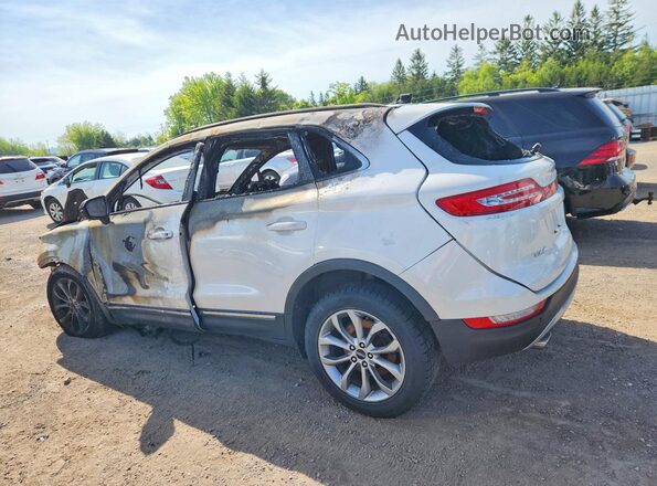 5LMCJ2D90HUL15117 2017 LINCOLN MKC White 