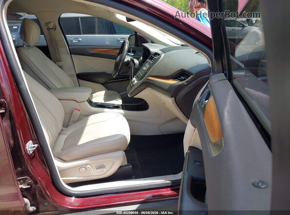 5LMCJ2D90KUL09695 2019 LINCOLN MKC Burgundy Vista interior delantera