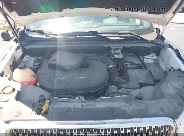 5LMCJ2D94KUL44403 2019 LINCOLN MKC White Widok z tyłu
