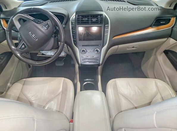 5LMCJ2D97JUL23348 2018 LINCOLN MKC White 