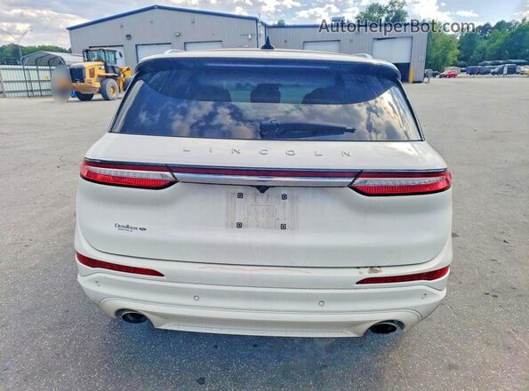 5LMCJ2D98NUL12915 2022 LINCOLN CORSAIR White Rear view