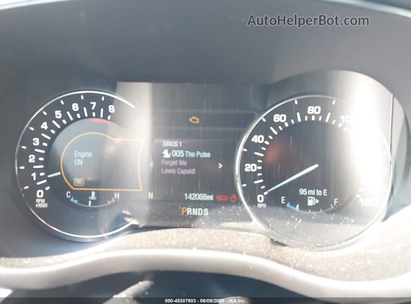 5LMCJ2D99GUJ11575 2016 LINCOLN MKC Black Հետևի նստատեղերի տեսք