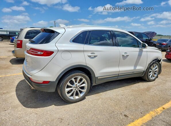 5LMCJ2D99KUL51542 2019 LINCOLN MKC White უკანა მარჯვენა