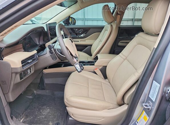 5LMCJ2DA0RUL12309 2024 LINCOLN CORSAIR Silver Vista interior delantera