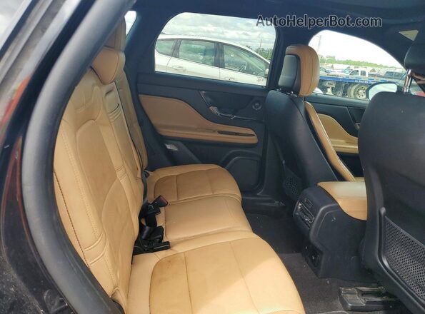 5LMCJ2DHXLUL13374 2020 LINCOLN CORSAIR Black Vista interior trasera