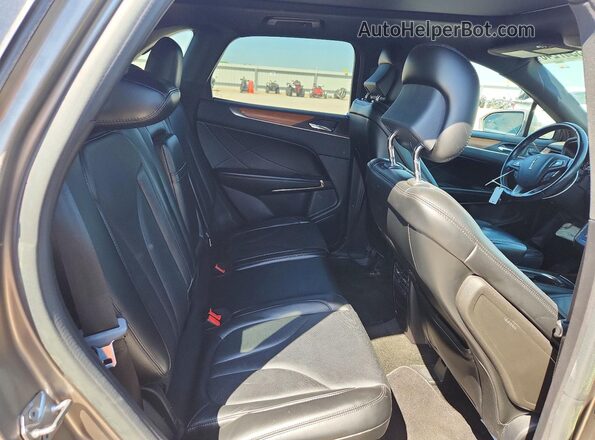 5LMCJ3C91GUJ11206 2016 LINCOLN MKC Серый Вид задней части салона