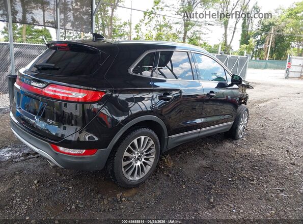 5LMCJ3C92HUL14249 2017 LINCOLN MKC Black Rear right