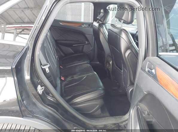 5LMCJ3C92HUL14249 2017 LINCOLN MKC Black VIN sticker view