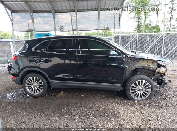 5LMCJ3C92HUL14249 2017 LINCOLN MKC Black 360 interior view