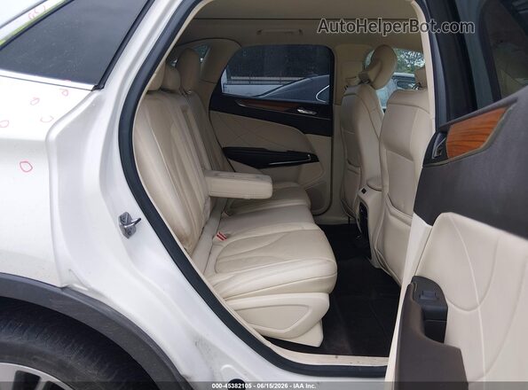 5LMCJ3C94GUJ31109 2016 LINCOLN MKC White Вид наклейки з VIN-кодом