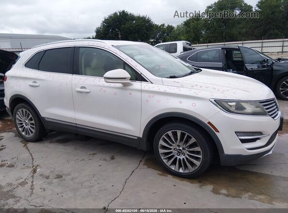 5LMCJ3C94GUJ31109 2016 LINCOLN MKC White Вид задньої частини салону