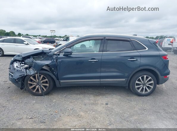 5LMCJ3C94KUL04135 2019 LINCOLN MKC Blue 360 interior view