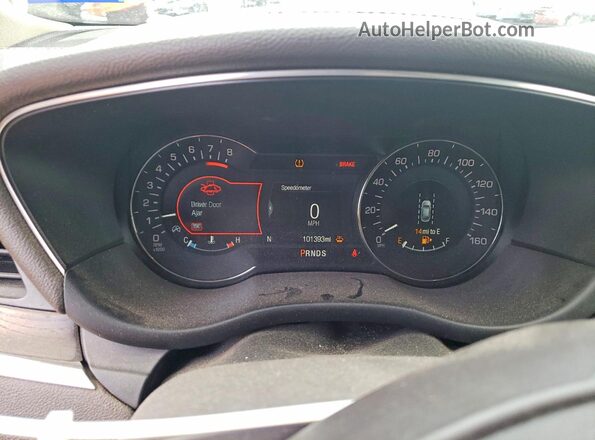 5LMCJ3C95JUL31200 2018 LINCOLN MKC White Вид щитка приладів