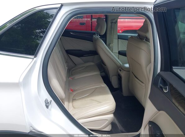 5LMCJ3C96HUL19390 2017 LINCOLN MKC White Вид наклейки з VIN-кодом