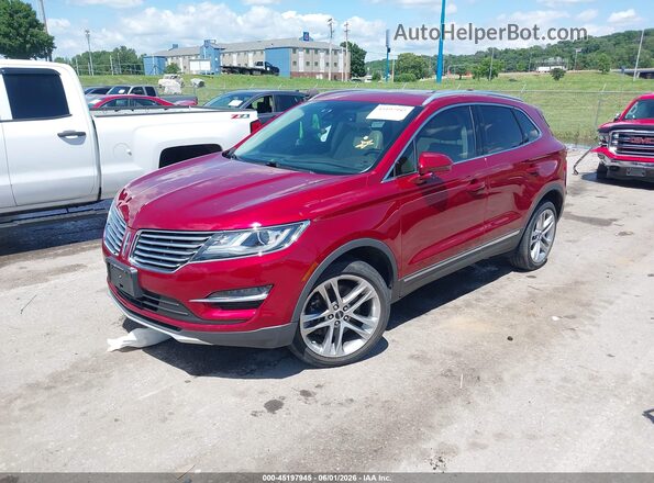 5LMCJ3D91HUL71881 2017 LINCOLN MKC Red წინა მარცხენა ხედი სამი მეოთხედიდან