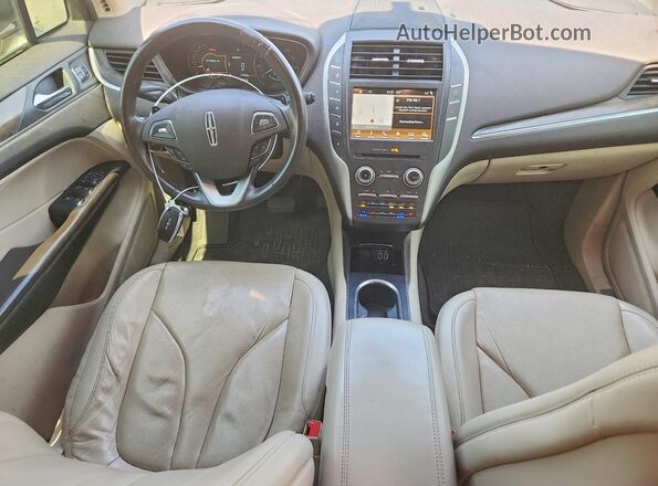 5LMCJ3D92HUL21488 2017 LINCOLN MKC Коричневый Вид панели приборов