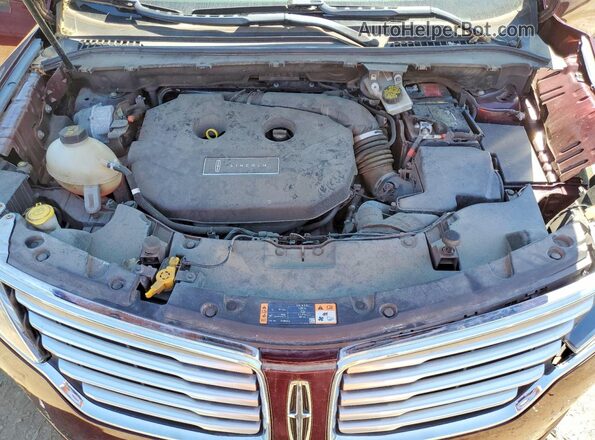 5LMCJ3D94JUL20557 2018 LINCOLN MKC Maroon Vista del compartimento del motor