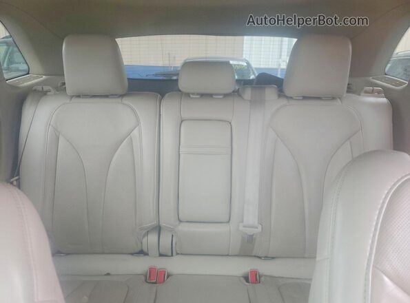 5LMCJ3D95JUL00852 2018 LINCOLN MKC Beige უკანა სავარძლების ხედი