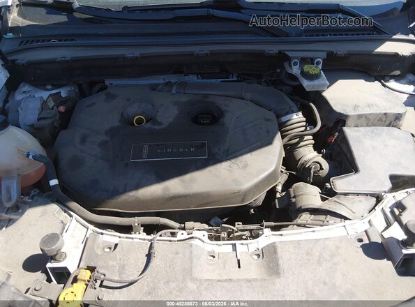5LMCJ3D97JUL31990 2018 LINCOLN MKC Белый Вид сзади