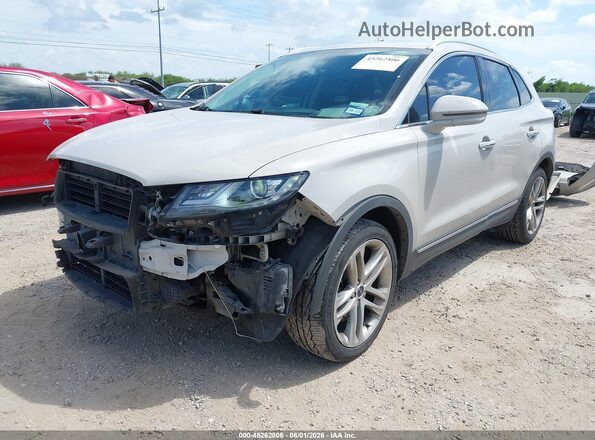 5LMCJ3D97KUL02717 2019 LINCOLN MKC Белый Передняя левая четверть