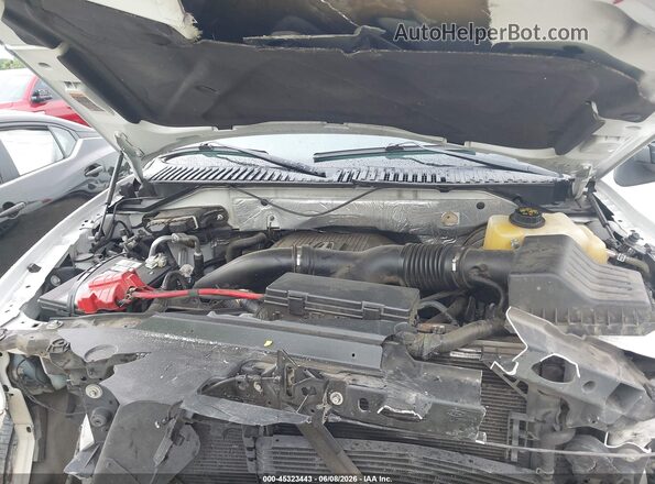 5LMJJ2HT3GEL02805 2016 LINCOLN NAVIGATOR White Widok z tyłu