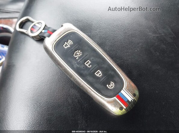 5LMJJ2HT4HEL09277 2017 LINCOLN NAVIGATOR Black Widok deski rozdzielczej
