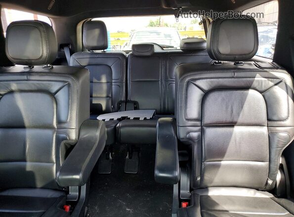 5LMJJ2HT5JEL11237 2018 LINCOLN NAVIGATOR Черный Вид задних сидений