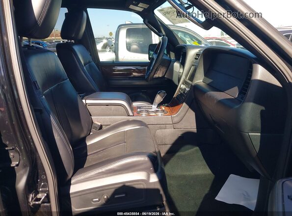 5LMJJ2HT8HEL10013 2017 LINCOLN NAVIGATOR Black Front interior view