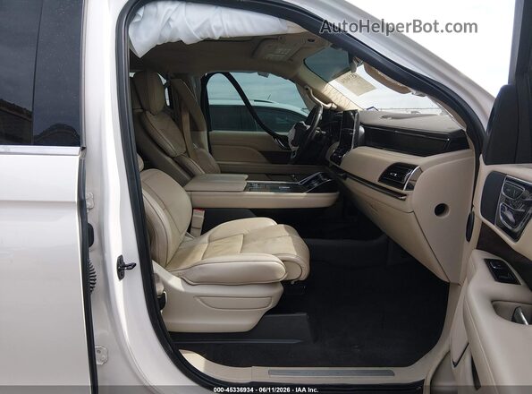 5LMJJ2HT9KEL16362 2019 LINCOLN NAVIGATOR White წინა სალონის ხედი